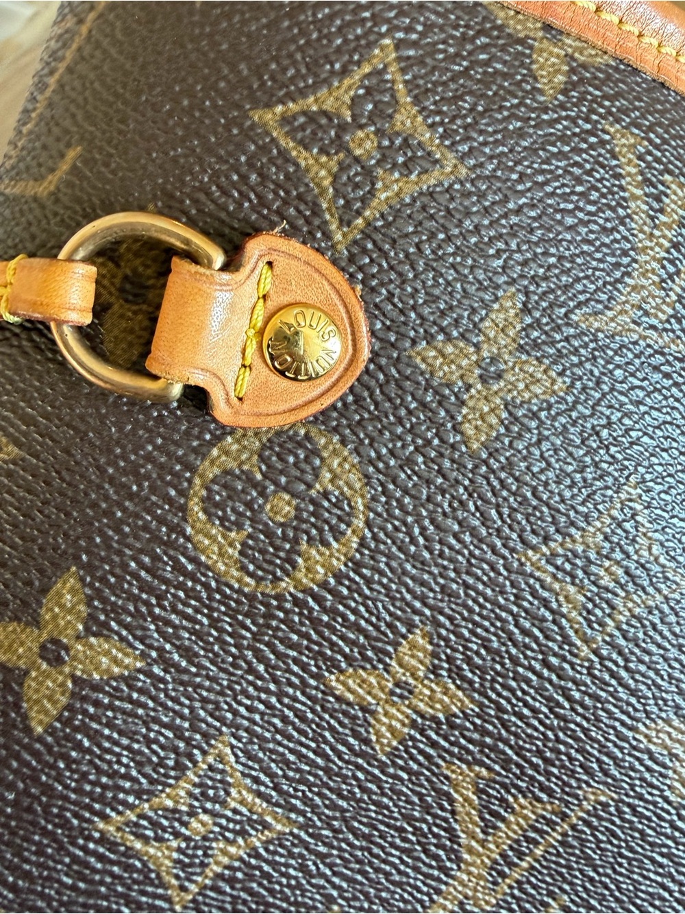 Louis Vuitton Monogram Neverfull Tote - Brown with Pink-Striped Interior - Picture 10 of 15